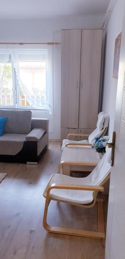 Napfeny Apartmanhaz Balatonberény Zewnętrze zdjęcie