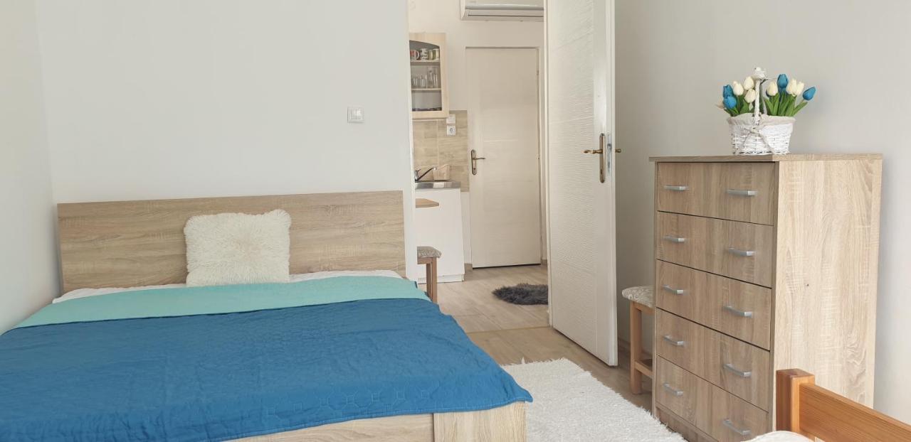 Napfeny Apartmanhaz Balatonberény Zewnętrze zdjęcie