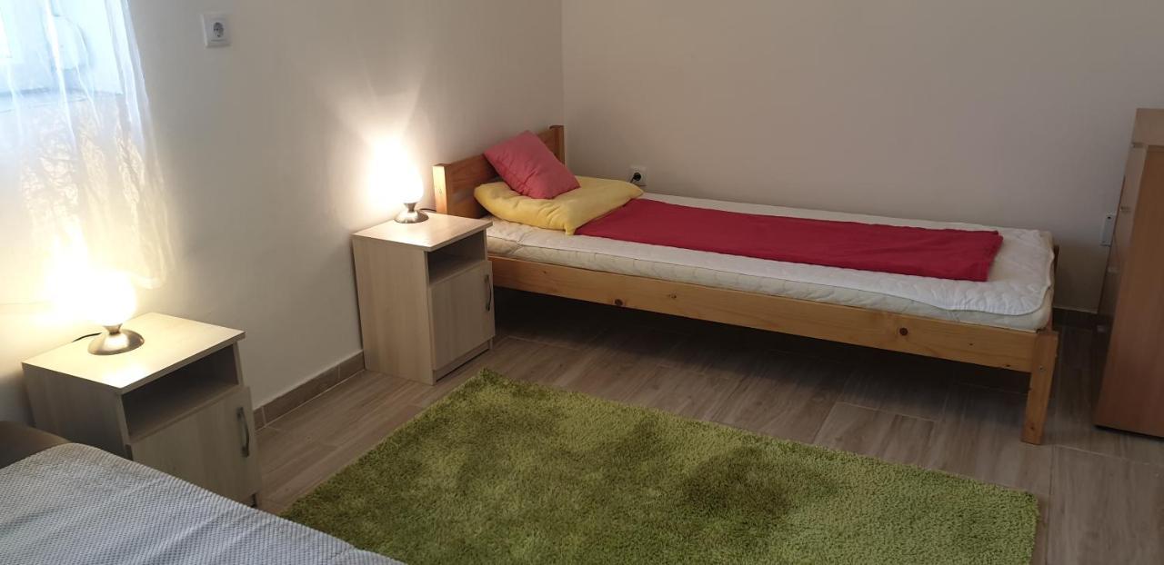 Napfeny Apartmanhaz Balatonberény Zewnętrze zdjęcie